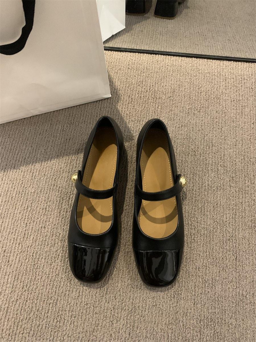 

Черные туфли Мэри Джейн, женская обувь, весна и осень 2024, новые легкие туфли с круглым носком и юбкой, темпераментные туфли на толстом каблуке 39 чёрный