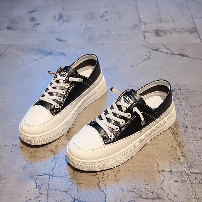 

Супер огненные маленькие белые туфли 2024 года, женские новые осенние туфли с одной педалью, повседневные туфли с двумя носками, универсальные туфли для сноуборда в иностранном стиле, взрыв 35 чёрный