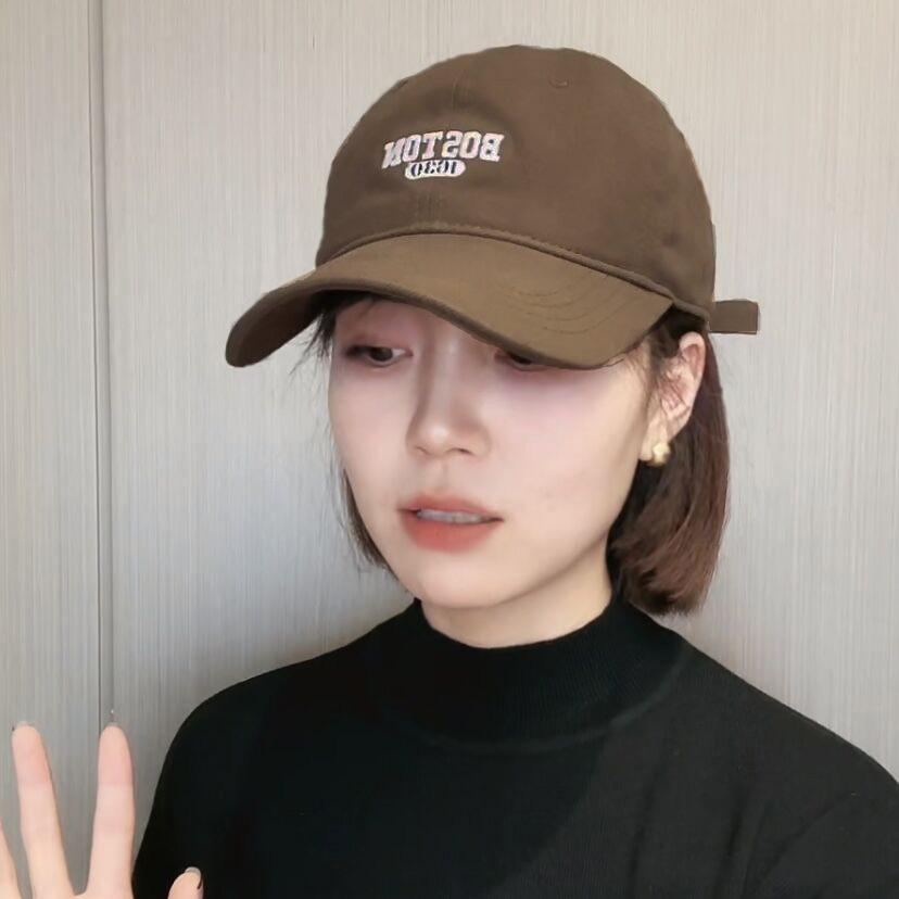 

Big head circumference baseball hat 2025 new autumn and winter soft top coffee color shows small face, suitable for square and round face cap Adjustable