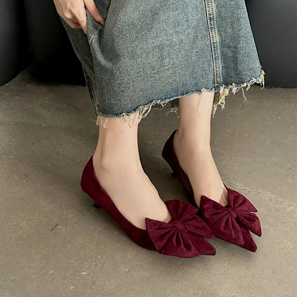 

Туфли-лодочки на низком каблуке, осенняя новинка, нишевые, фиолетовый бант, женственность, низкий каблук, острый носок, высокие каблуки 39 бордовый
