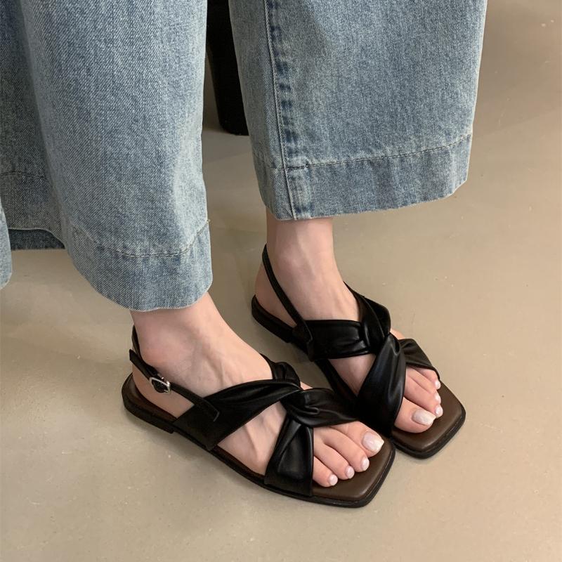 Fashion 2025 Summer New Women's French Retro Gladiator Sandals Ethereal Flat Beach Shoes Bohemian Roman Footwear for Wide Feet