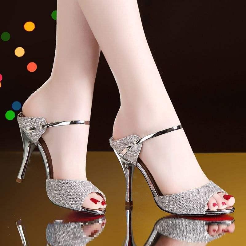 

Женские летние босоножки на шпильке с открытым носком Size 38