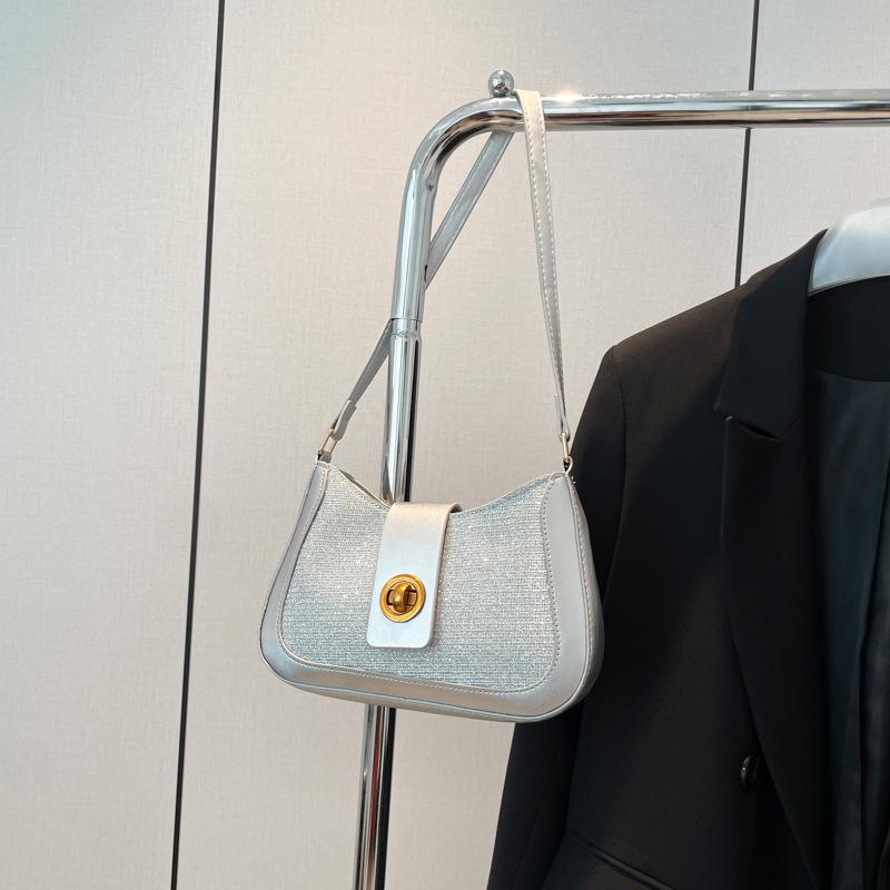 High-value simple women's armpit bag 2025 new versatile ins popular shoulder bag temperament women's bag trend this year