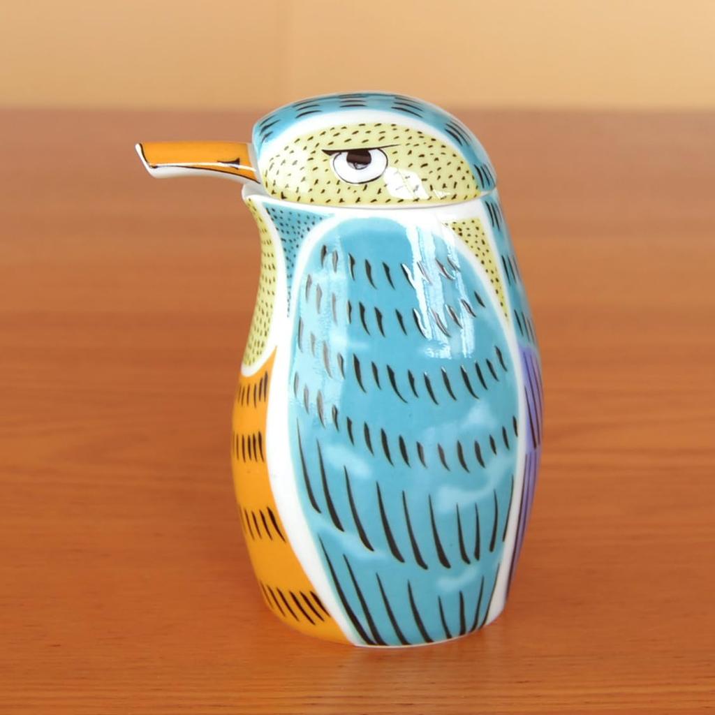 Stylish and cute compact soy sauce Arita kingfisher made in dispenser, ware, porcelain, design, large, 180ml, Japan.