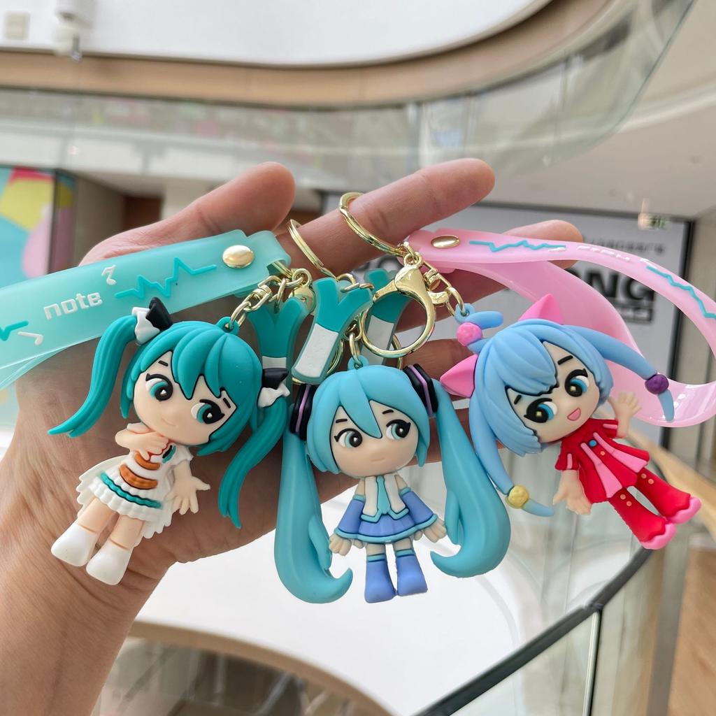 Kawaii Hatsune Miku Keychain Anime Doll Bag Pendant Cartoon Small Decoration Accessories Car Key Chain Backpack Charm Gifts