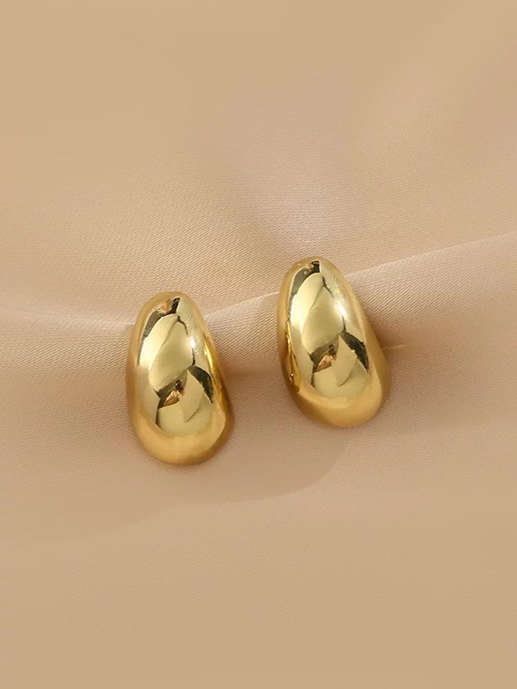 

Korean simple niche design metal stud earrings new trendy star earrings versatile exquisite high-end ins Electroplated gold