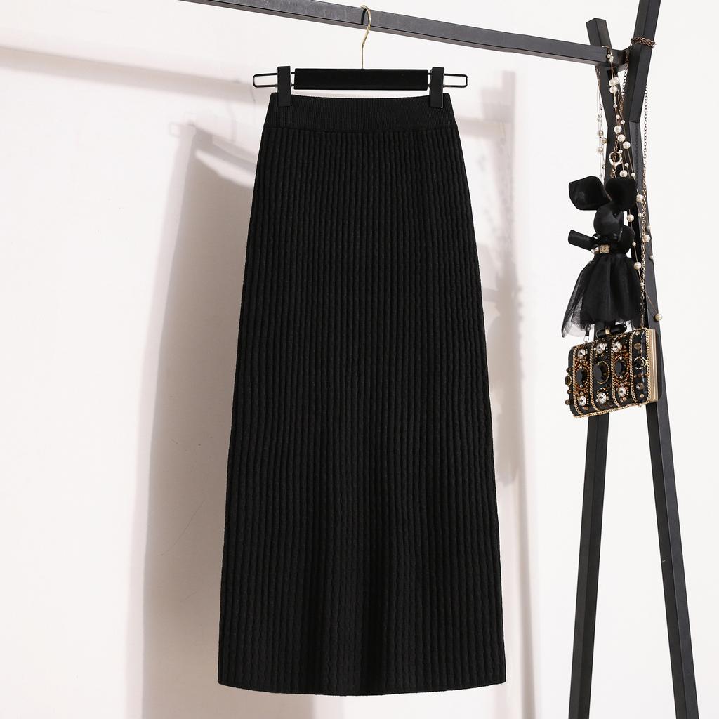 Dámská zimní pletená sukně velké velikosti pro plnější postavu, s vysokým pasem, zeštíhlující boky, zakrývající boky, univerzální, střední délky, rovná sukně