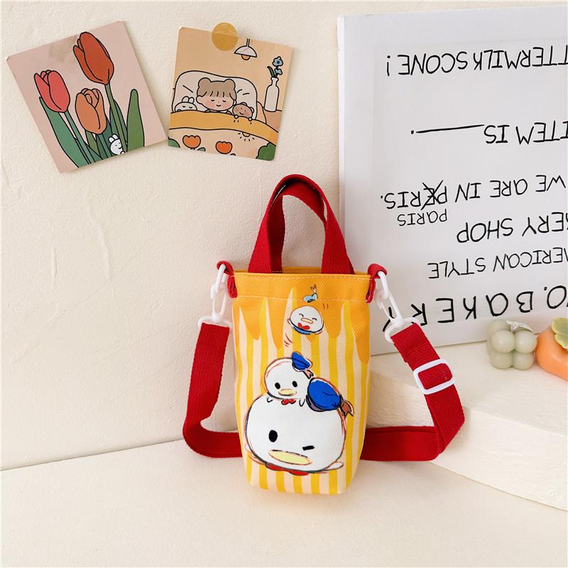 Fashion new children's bag cute girl large capacity water cup canvas bag baby shoulder messenger bag