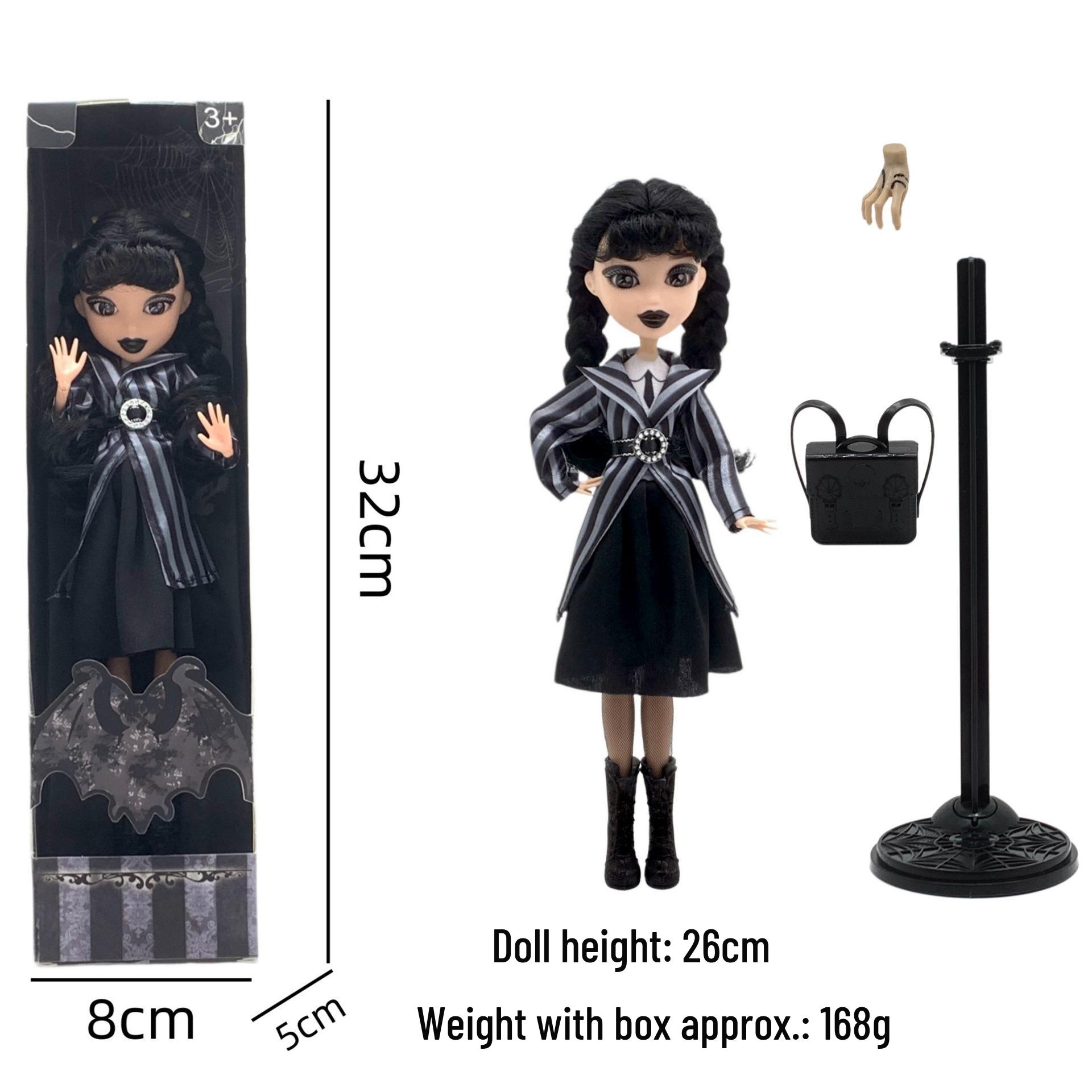 

Кукла Адамс Уэнсдей в костюме школьной формы