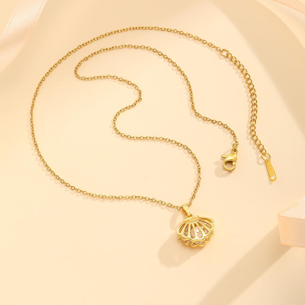 Exquisite French Hollow Shell Imitation Pearl Necklace for Women,Stainless Steel Rolo Chain Necklace,Fashion Pendant Jewelry