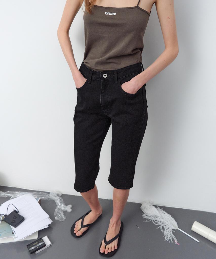 Leuba Below Capri Denim - Black