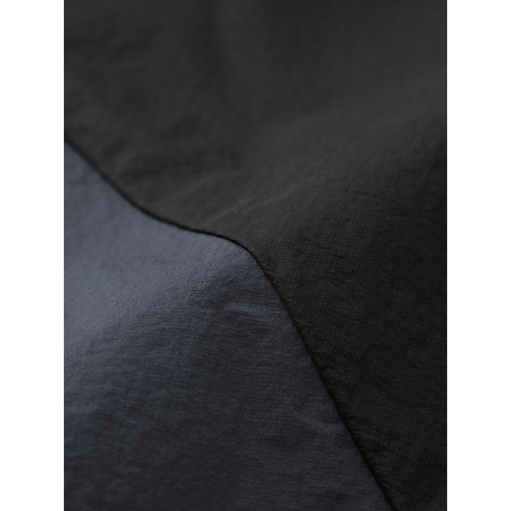 GU by Uniqlo Pocketable Light Nylon Hoodie+e