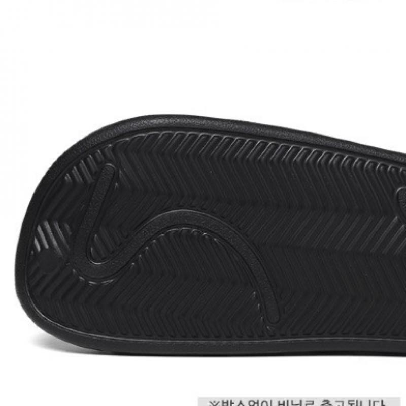 Adidas Adilette Clogs