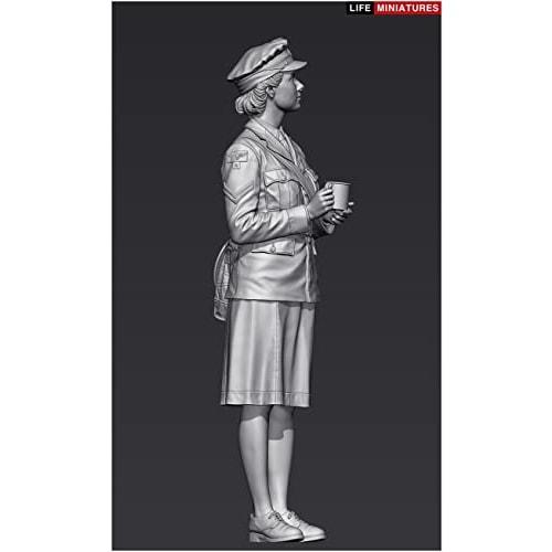 Life Miniatures 1/35 Scale Resin Kit LM-35004: WWII Royal Air Force WAAF (Women's Auxiliary Air Force) Deputy Chief of Staff, 1940-1941