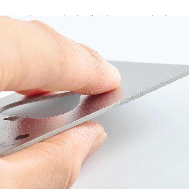 Spades A Credit Card Type Bottle Opener Creative Playing Card Shape Stainless Steel Portable Bottle Opener Beer Screwdriver