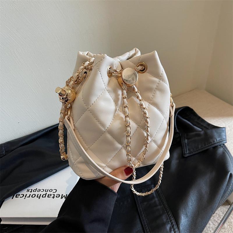 IELGY Diamond Chain Bag Fashionable All-Match High-End Sense One-Shoulder Messenger Bucket