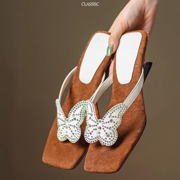 

French stunning high-heeled sandals women s summer wear fashion bow rhinestone cool slippers toe flip-flops 40