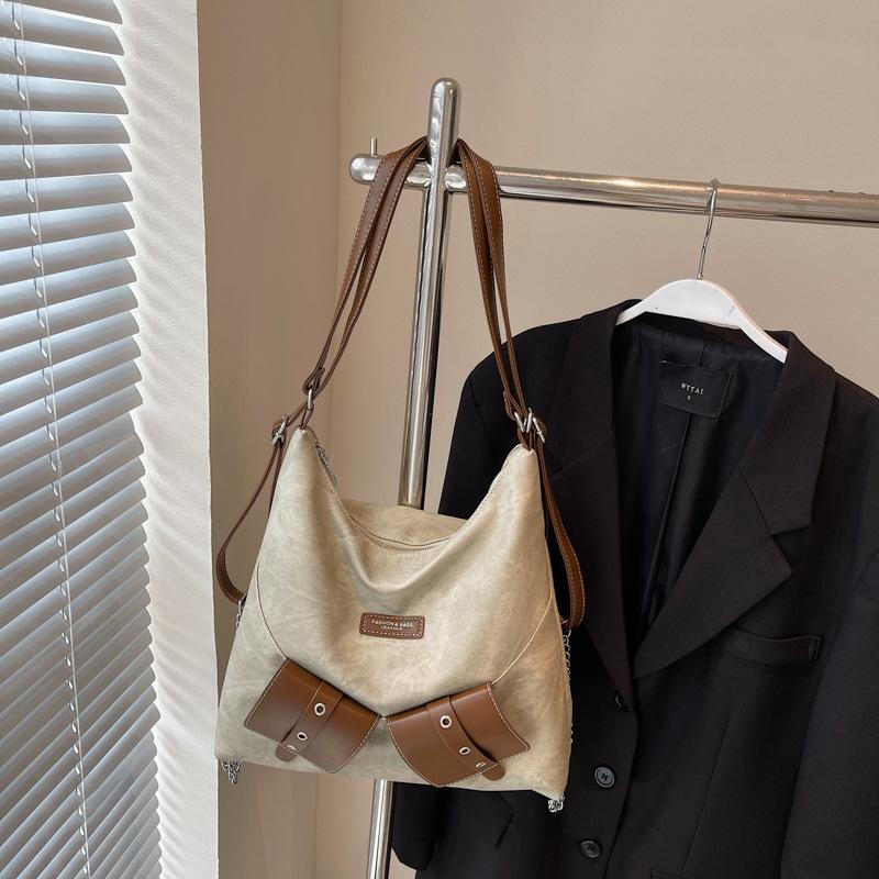 Commuter Tote Bag Women's Large-capacity New Niche Chain Single Shoulder Messenger Bag Multi-functional Backpack