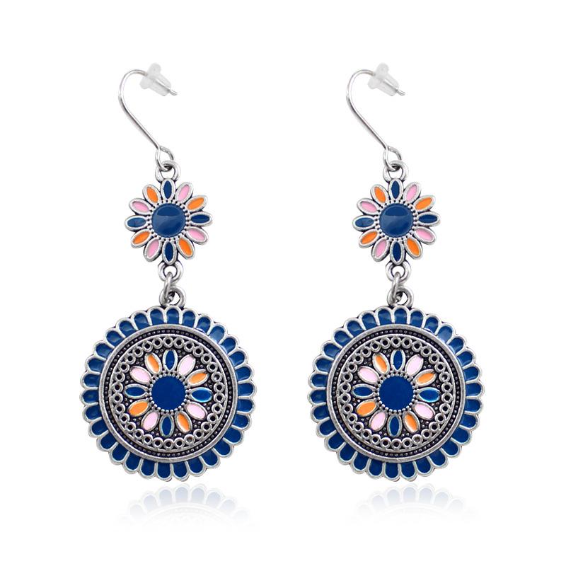 Bohemian Retro Daisy Carved Round Enamel Earrings with Double Layer Cuff