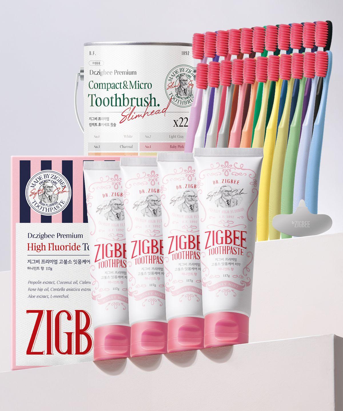 High-Fluoride Gum Care Toothpaste Honey Mint Flavor 117g (4 Packs) + Ultra-Fine Bristle Compact Toothbrush (22 Packs)