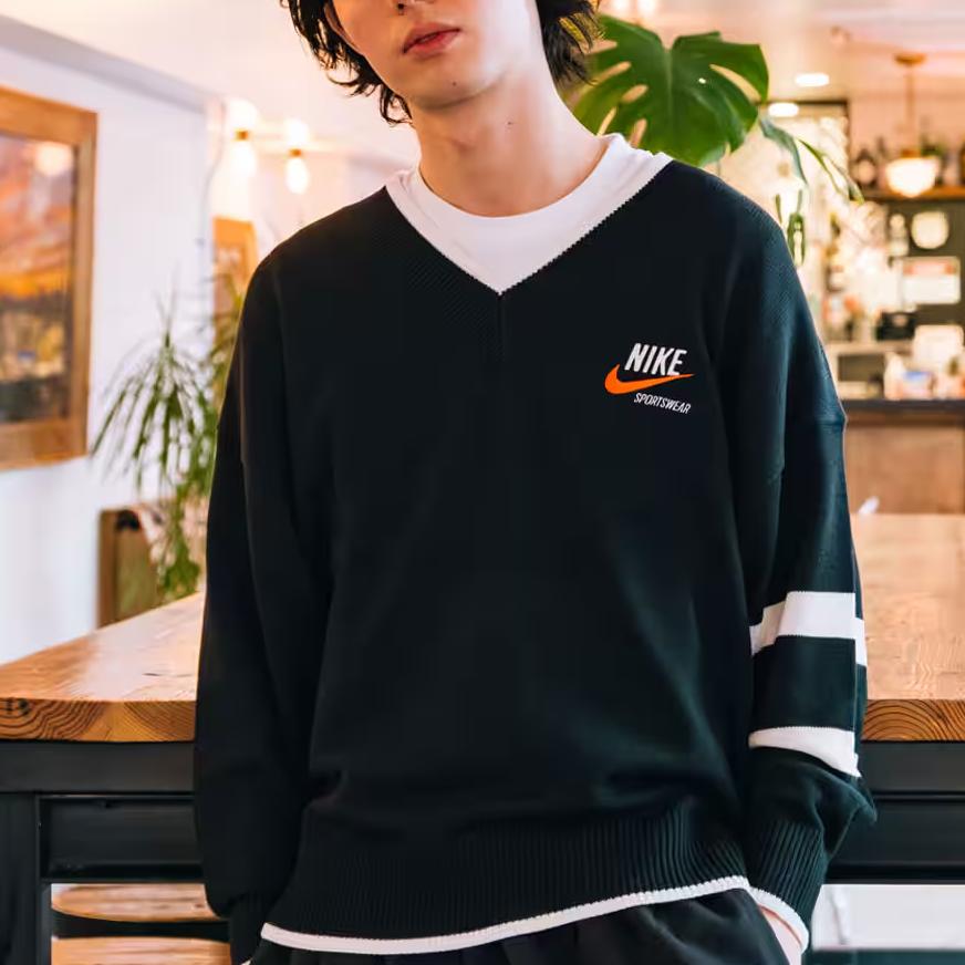 Nike Gestreifter V-Ausschnitt Pullover Herren Tops Schwarz DX0009-010