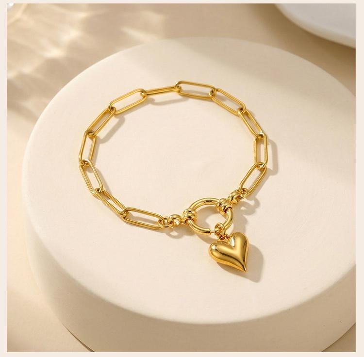 18K Gold Plated Stainless Steel Paperclip Link Chain Bracelet for Women, Spring Clasp Toggle Clasp Zircon Heart Charm Bracelet