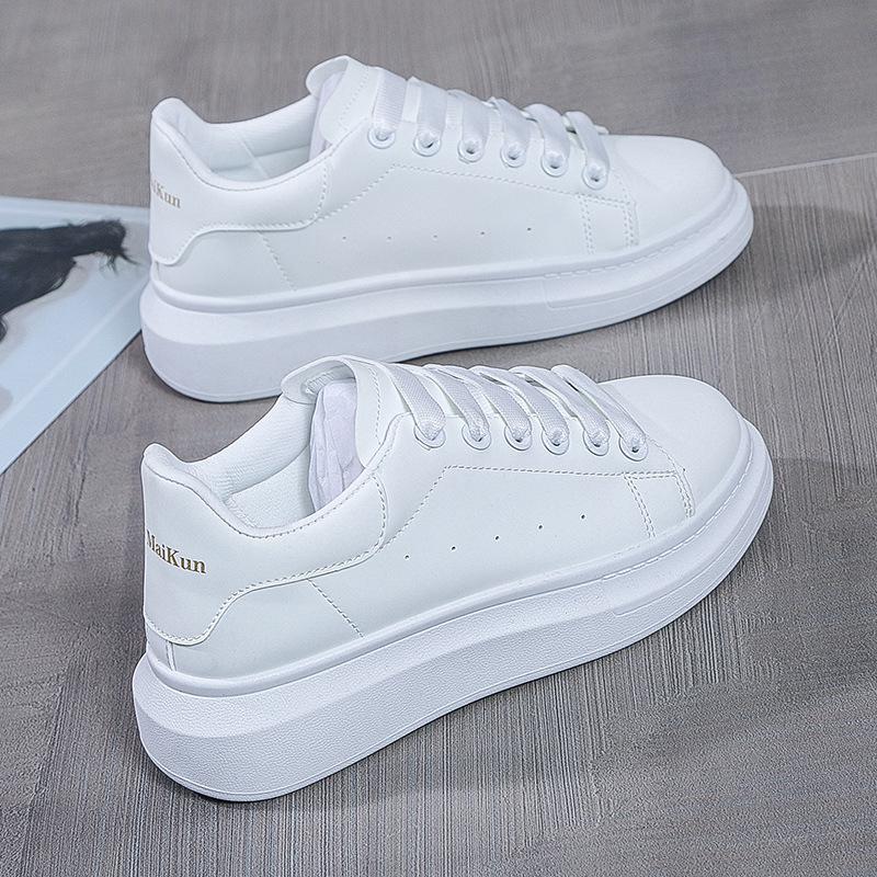 

Little White Shoes 2025 New Spring and Autumn Couple Italian McQueen Men s and Women s Shoes Platform Trend Increases Casual Sports Board Shoes 40