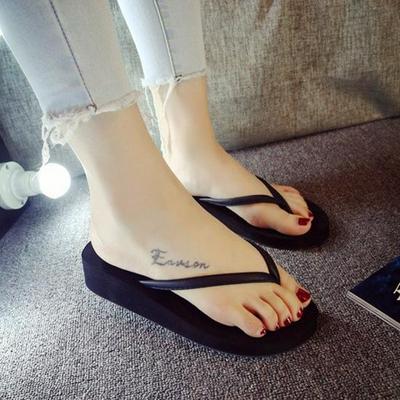 Rutschfeste Partner-Flip-Flops: Sommersandalen mit dünnen Riemen für Herren & Damen mit Zehensteg, flache dicke Sohle für den Strand.