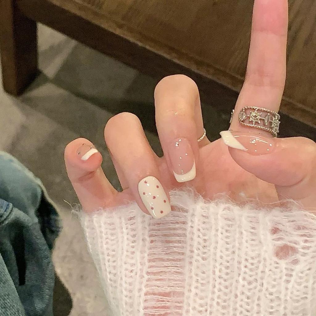 Clear feeling French sweet polka dot sticker diamond pure hand-worn nail gentle whitening nail product patch fake nail