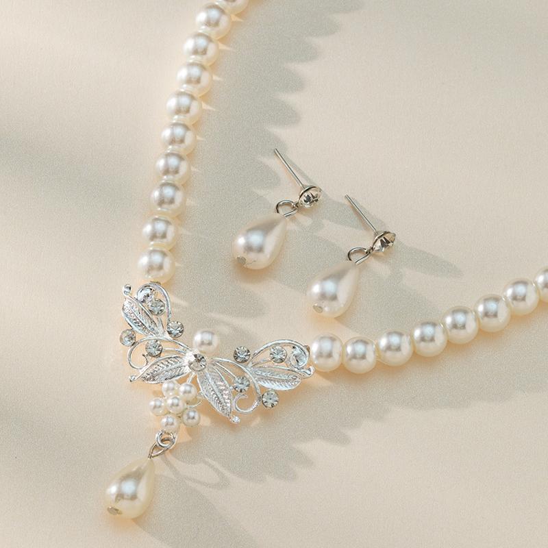 Pearl Clavicle Chain Casual Temperament Simple Pendant Necklace Pearl Necklace Earrings Two-Piece Set