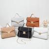 Women's One Shoulder Fashi Retro Small Square Bag Crossbody Handbags Minimalist Style Women's Chain Bag Suitable for Travel-ll