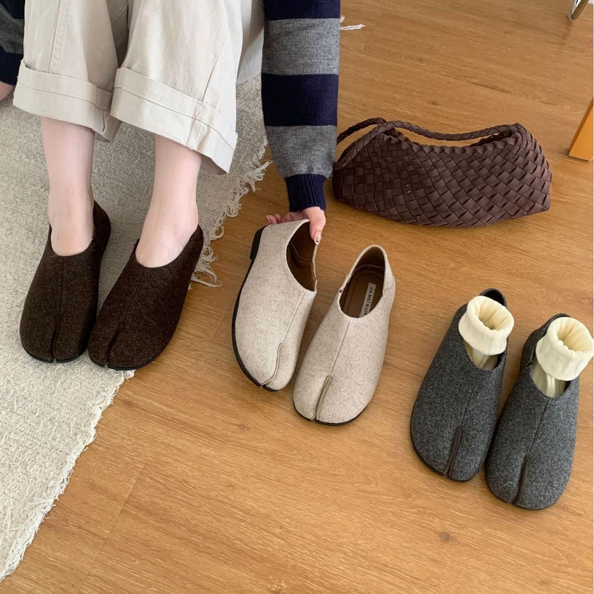 

In the autumn of 2025, the new suede low-heel flat-bottomed deep-mouth foot cover versatile women s single shoes 39 абрикосовый