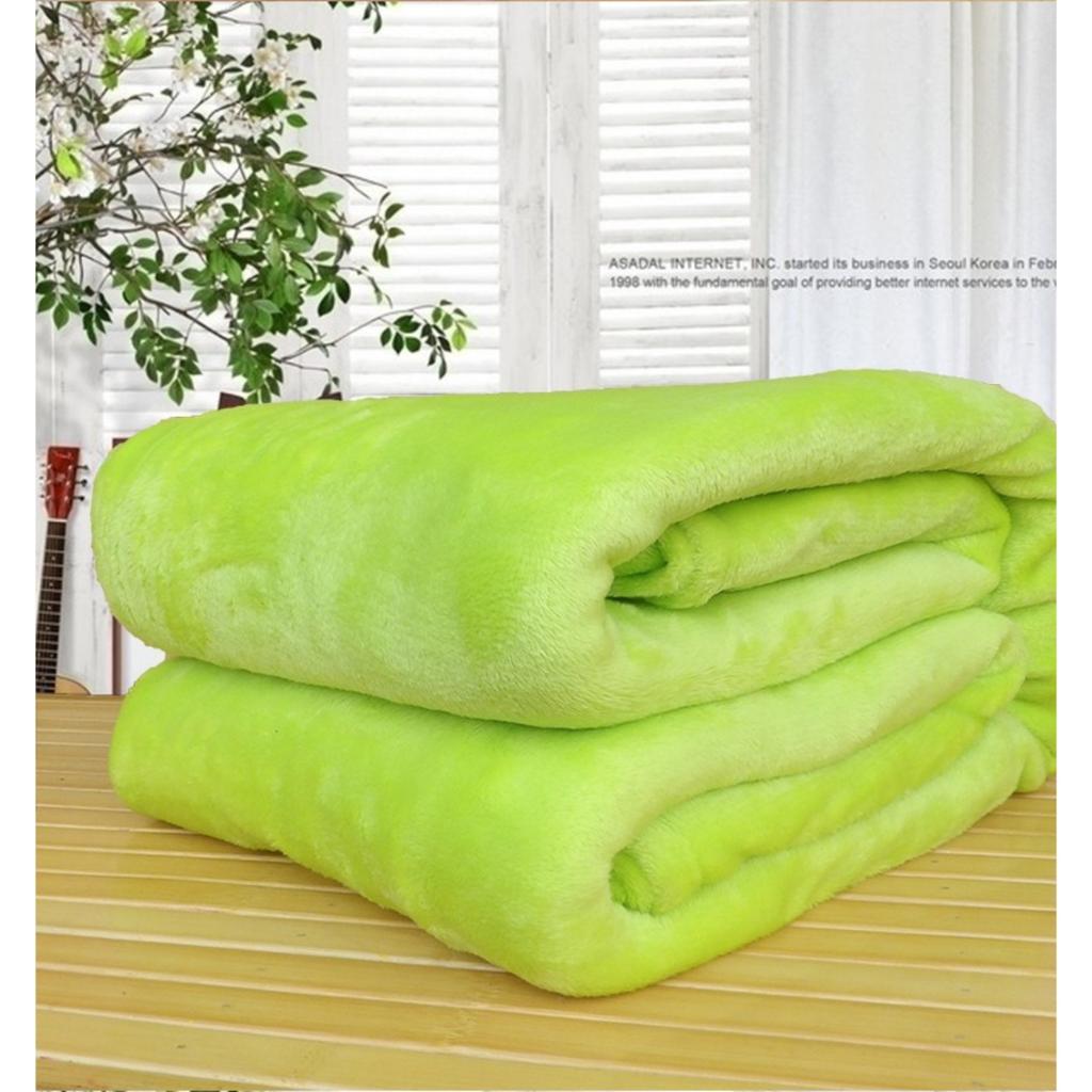 Ultra-Soft Flannel Shawl Blanket: Single-Sided Print, Fits Sofa/Bed/Office/Travel 4-Season Cozy Gift Christmas Gift Mixed Colors