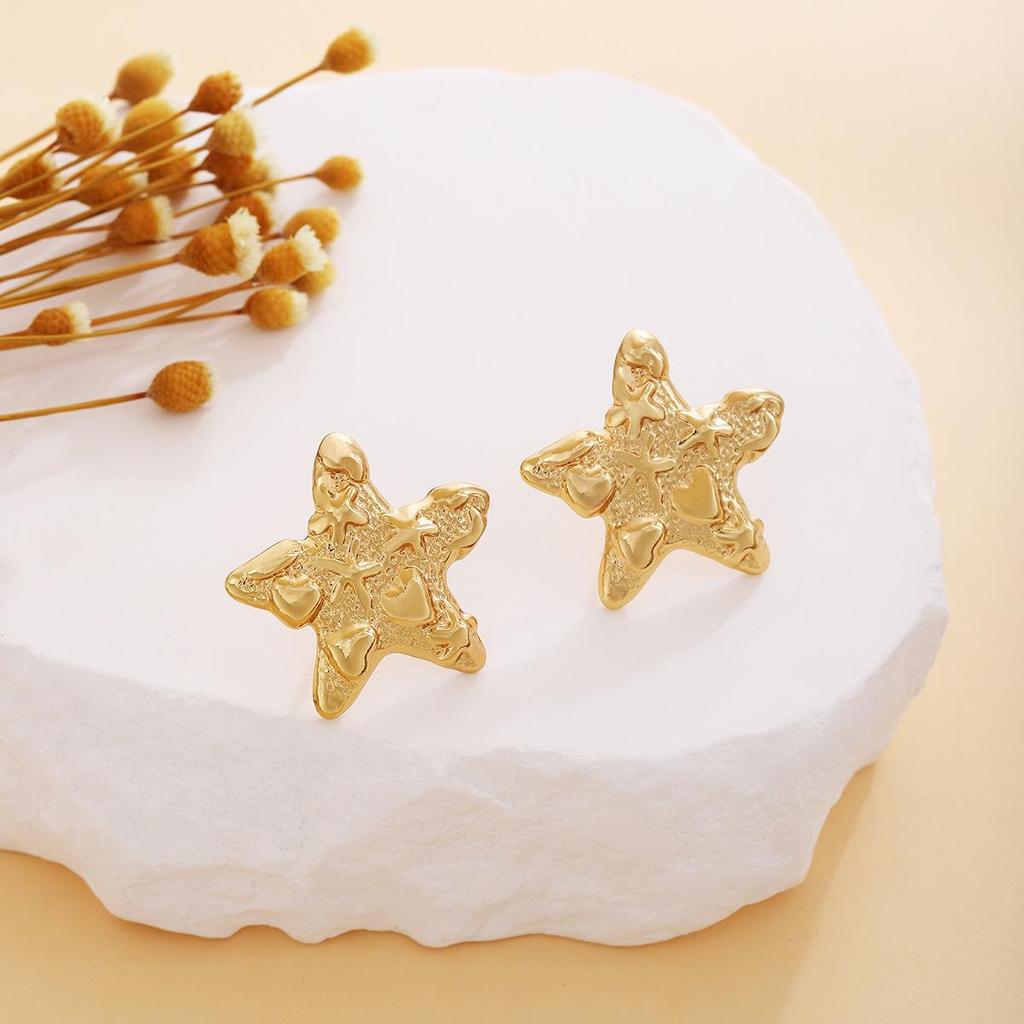 Women's Irregular Heart Star Stud Earrings: Elegant European & American Luxury Metal Style