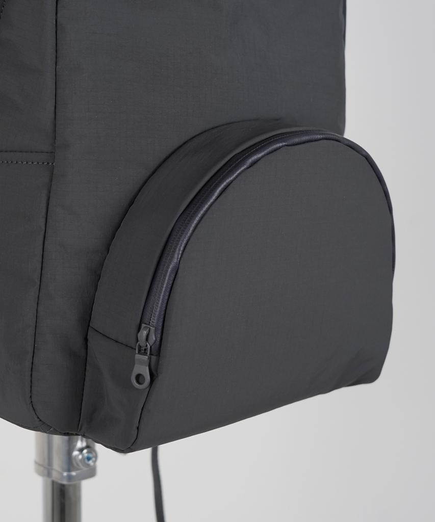 Thetung [Oreum] Nylon Minimalist Backpack [Black]