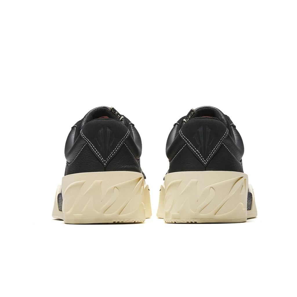 Anta Klay Men White Black 112511812S-1