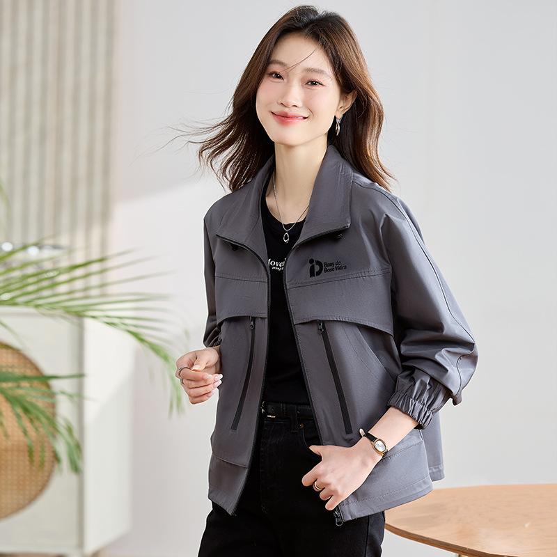 

Весна и Осень Новая Маленькая Большого Размера Короткая Ветровка Мода Повседневная Рабочая Куртка Топ Женская XL серый