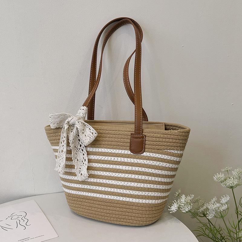 Women's Large Capacity Woven Straw Shoulder Bag - 2025 Spring Niche Beach Bucket Bag with Texture for Commute