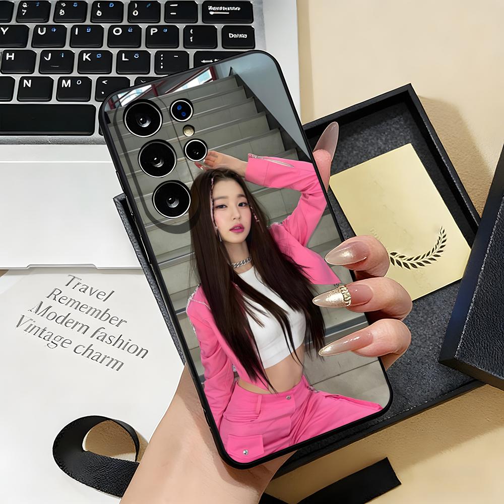 Singer J-Jang W-Won-young Phone Case For Samsung S26 S25 S24 FE S23 S22 S21 Plus S20 Ultra Note20Ultra Black Soft Shell