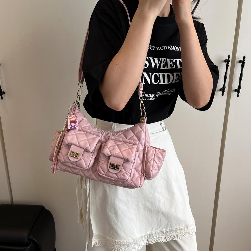 Rhombus Chain Bag Women's 2025 New Spring and Summer Niche Design Shoulder Messenger Bag Locomotive Bag Casual Armpit Bag