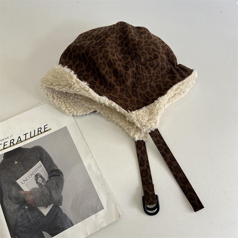 

Ретро осенне-зимняя теплая шапка-ушанка с леопардовым принтом, женская плюшевая велосипедная защита ушей, большой обхват головы, шапка-пилот, мужская, подчеркивающая маленький овал лица M（56-58cm）