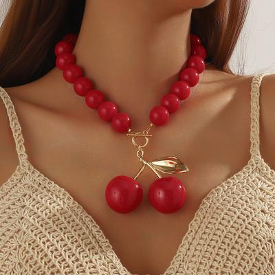 Collier de Perles Acryliques Exagérées Pendentif Cerise Accessoire de Bijouterie