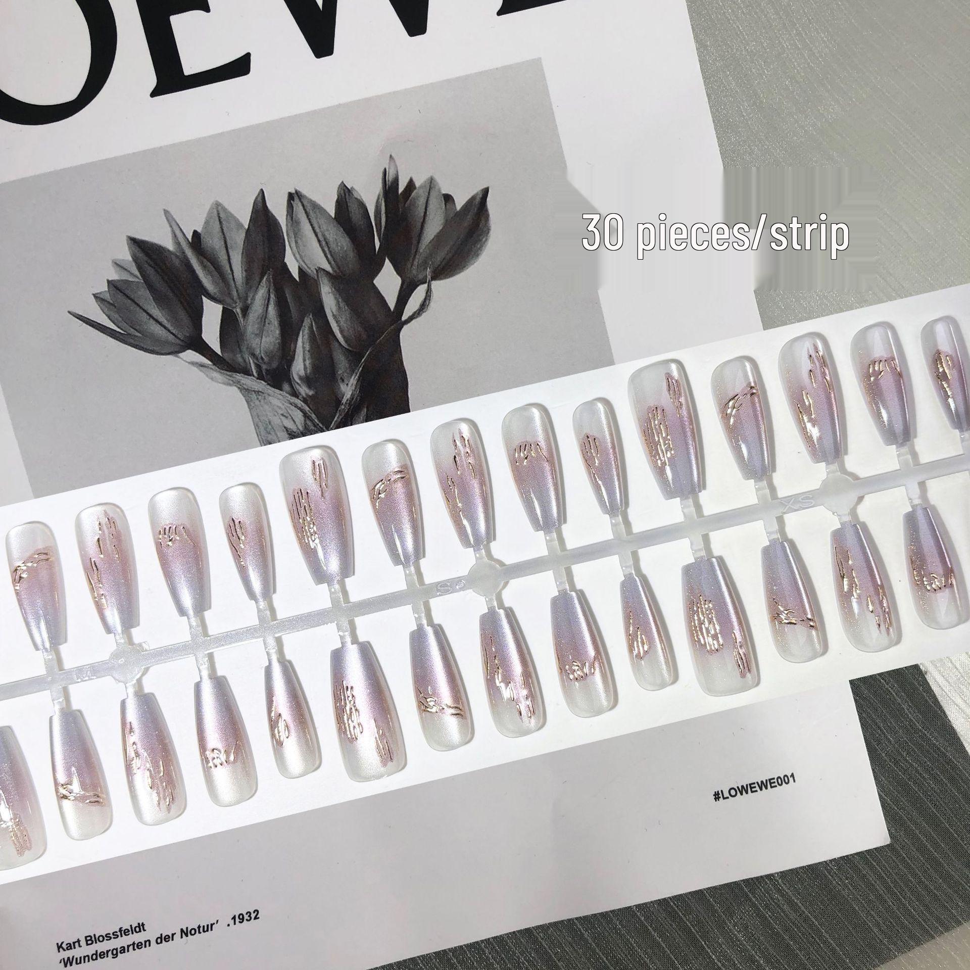 

Mature Woman Fairy Spirit Gray-Purple Gradient Wearable Nails: 30-Piece Gilded Cat Eye Gentle Niche Nail Art Patches