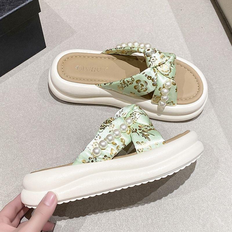 Summer outer wear thick-soled flat-soled sandals small fragrant style casual soft-soled slippers outer wear