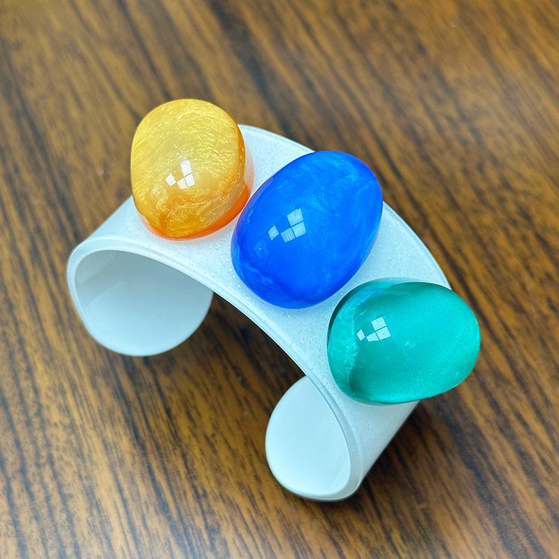 Minimalistisches Leichtluxus Acrylstein Armreif Armband