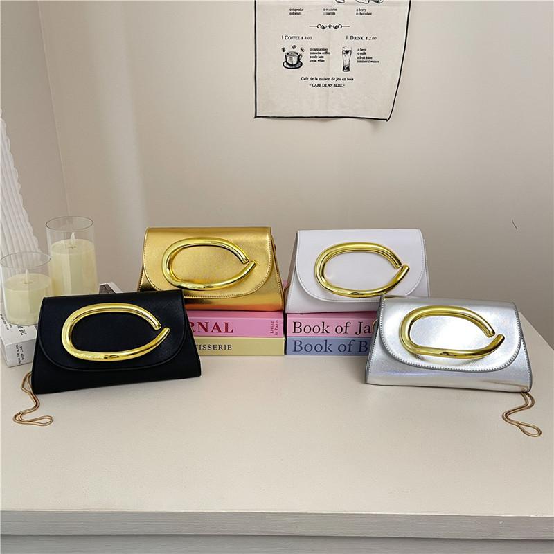 Niche design dinner bag women's 2026 new fashion chain box bag small bag shoulder messenger bag