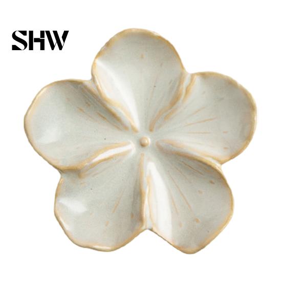 Retro Glaze Dipping Bowls Cherry Blossom Sauce Dish, Ceramic Sushi Soy Bowl, Small Unique Kiln Change Tableware Decorative Seasoning Appetizer Serving