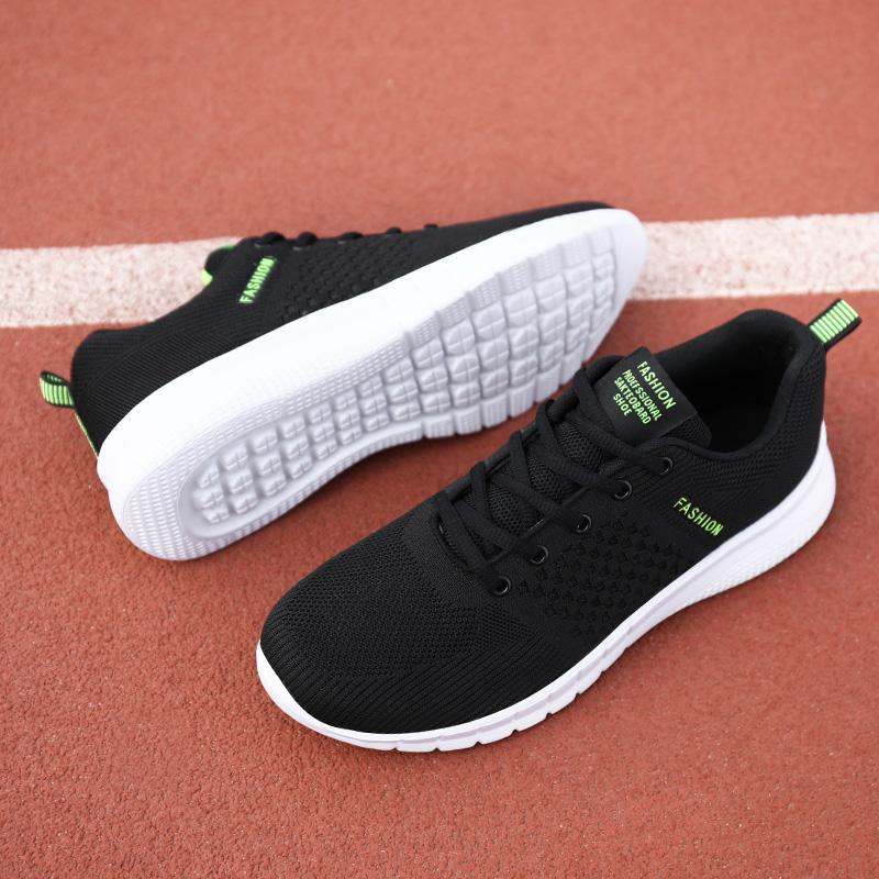 Men's Spring Black Casual Shoes Breathable and Non Slip Walking Shoes Outdoor Comfortable Fashionable Ultra Light Running Shoes