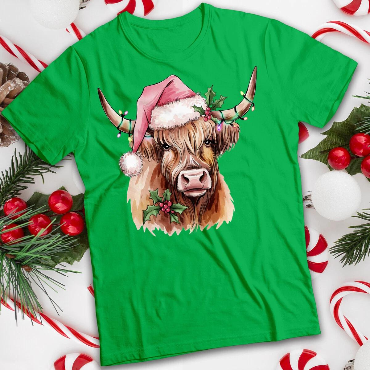 Mens and Womens Highland Cow Christmas T-Shirt Tee #MC M