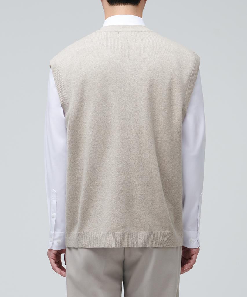 Musinsa Standard Lambswool V-Neck Knit Vest [Mushroom]
